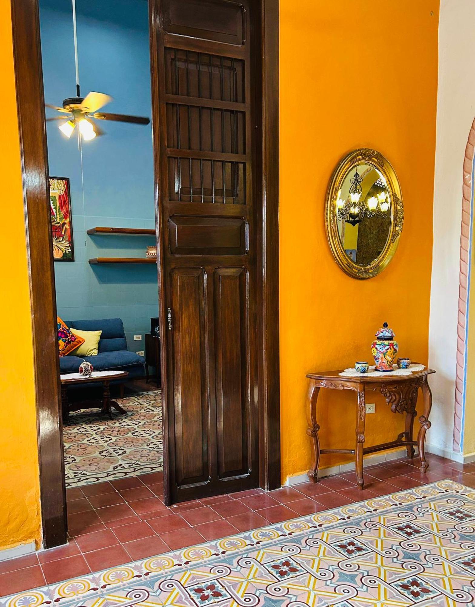 Casa Tres Colibries Bed & Breakfast Merida Exterior photo